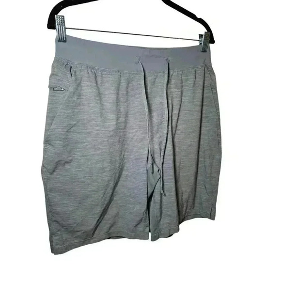 Lululemon Men's T.H.E. Short 9” Linerless Size Medium - Gray - Picture 4 of 14
